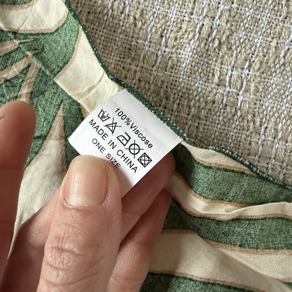 Green Zebra Print Kaftan Dress One Size 100% Viscose Boho Resort Cover Up - Picture 6 of 7